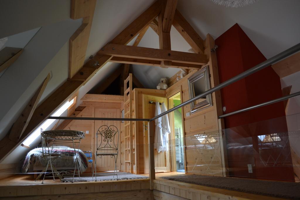 Les Fermes De Pinpin Villa Labaroche Room photo